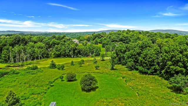 643 Ridgebury Road, Slate Hill, NY 10973