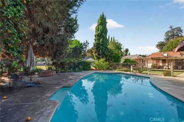 36 E Longden Avenue, Arcadia, CA 91006