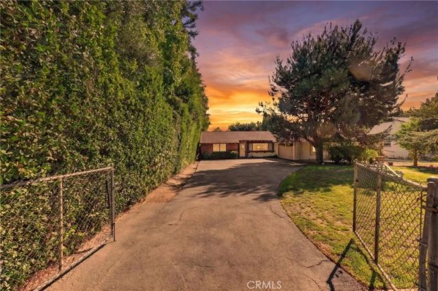 36 E Longden Avenue, Arcadia, CA 91006