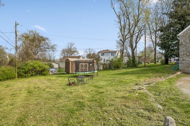 305 8th Ave, S, Lewisburg, TN 37091