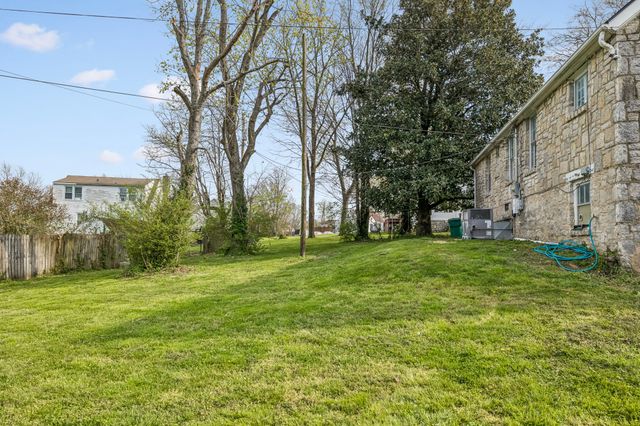 305 8th Ave, S, Lewisburg, TN 37091