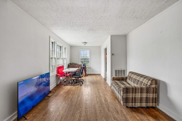 305 8th Ave, S, Lewisburg, TN 37091