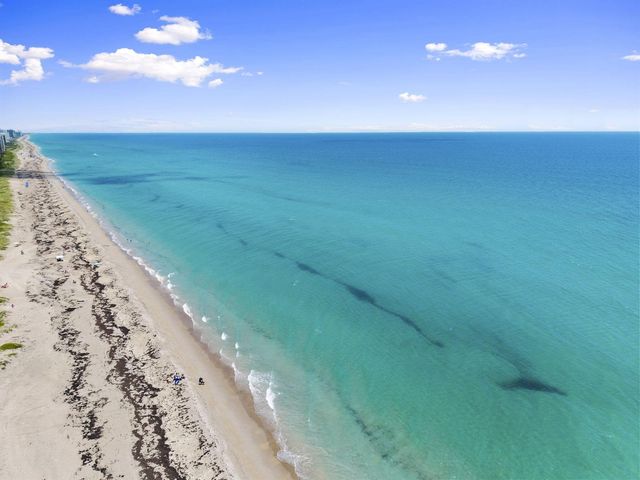 4561 NE Ocean Drive B-29, Jensen Beach, FL 34957