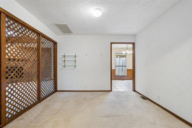 2100 E Sandy Creek Trail, Edmond, OK 73013