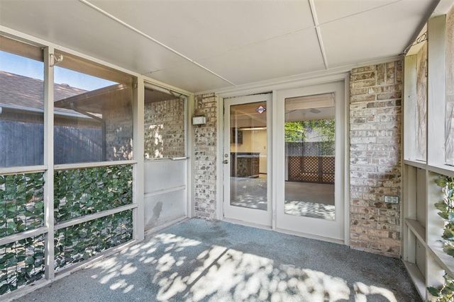 2100 E Sandy Creek Trail, Edmond, OK 73013