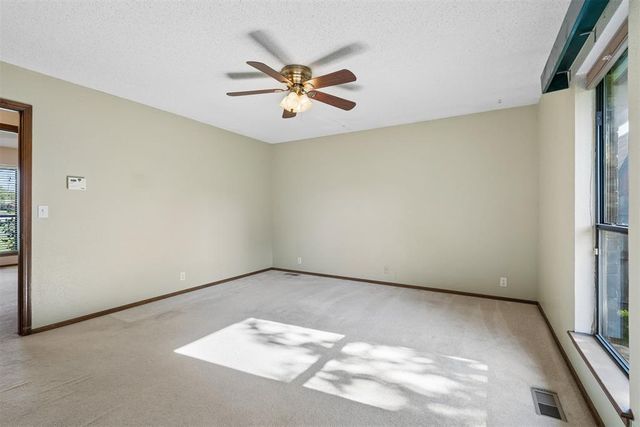 2100 E Sandy Creek Trail, Edmond, OK 73013