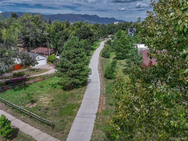 517 E San Miguel St, Colorado Springs, CO 80903