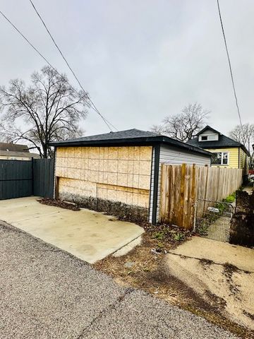 7149 S Honore Street, Chicago, IL 60636