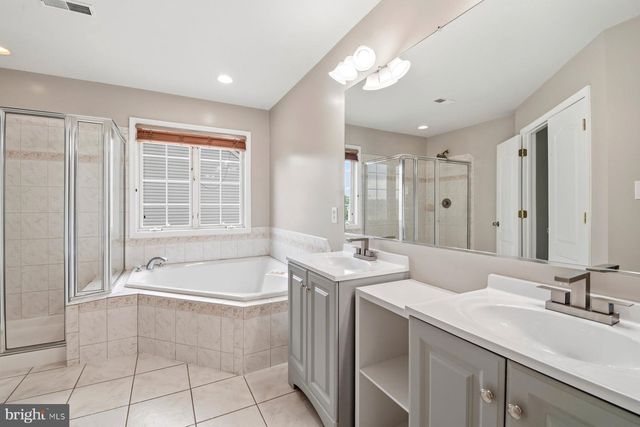 4945 HAZELWOOD AVE, Baltimore, MD 21206