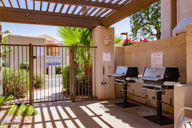 9465 N 92ND Street 105, Scottsdale, AZ 85258