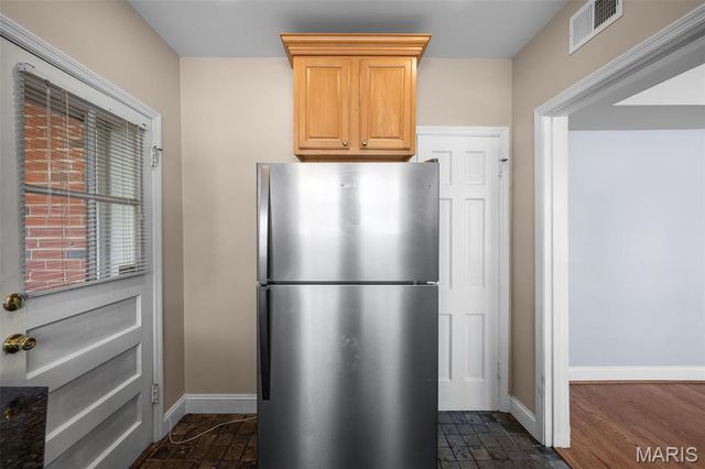 7563 Oxford Drive 3S, Clayton, MO 63105