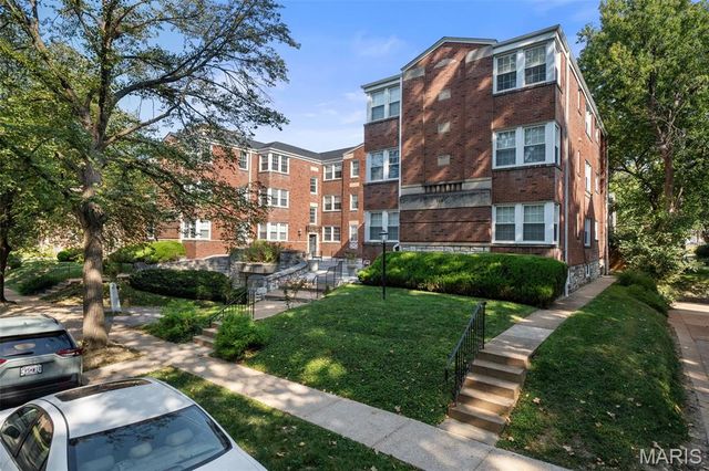 7563 Oxford Drive 3S, Clayton, MO 63105