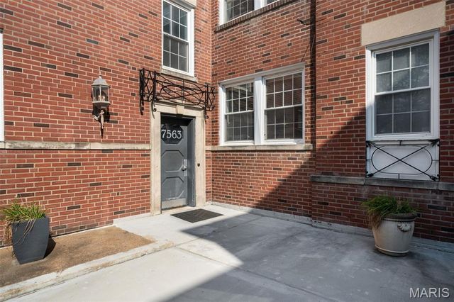 7563 Oxford Drive 3S, Clayton, MO 63105