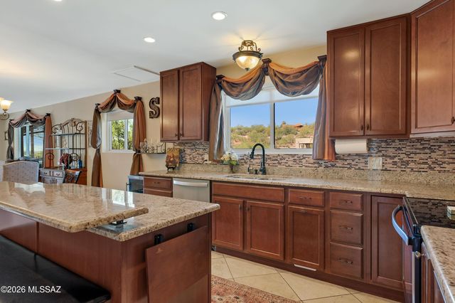 5875 E Calle Del Ciervo, Tucson, AZ 85750