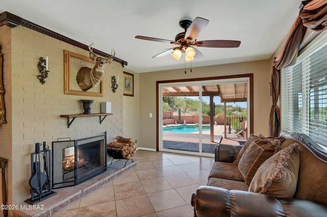 5875 E Calle Del Ciervo, Tucson, AZ 85750