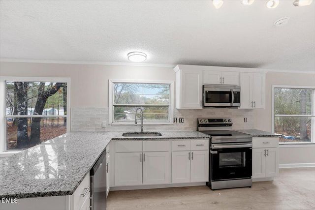 217 Mckay Drive, Spring Lake, NC 28390