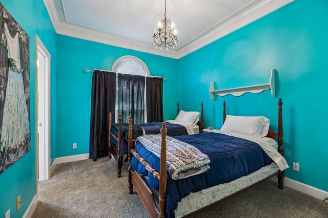 46 Deerfield Ct, Mcminnville, TN 37110
