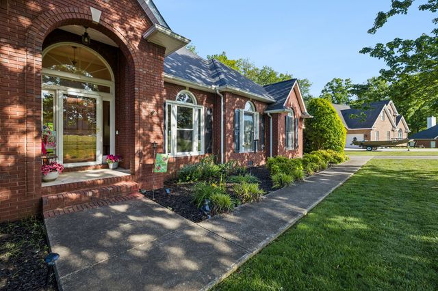 46 Deerfield Ct, Mcminnville, TN 37110