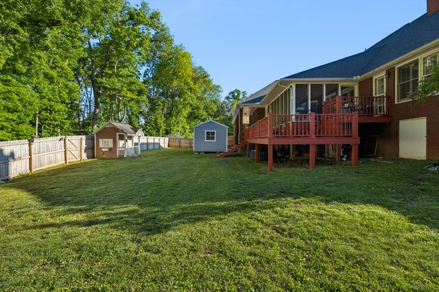 46 Deerfield Ct, Mcminnville, TN 37110