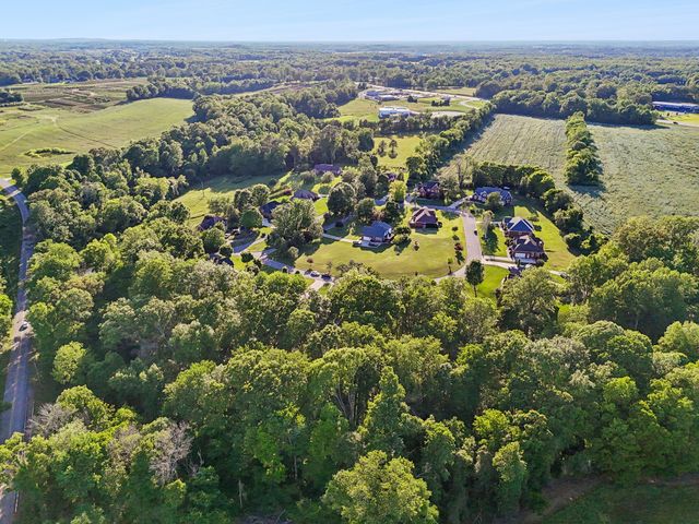 46 Deerfield Ct, Mcminnville, TN 37110