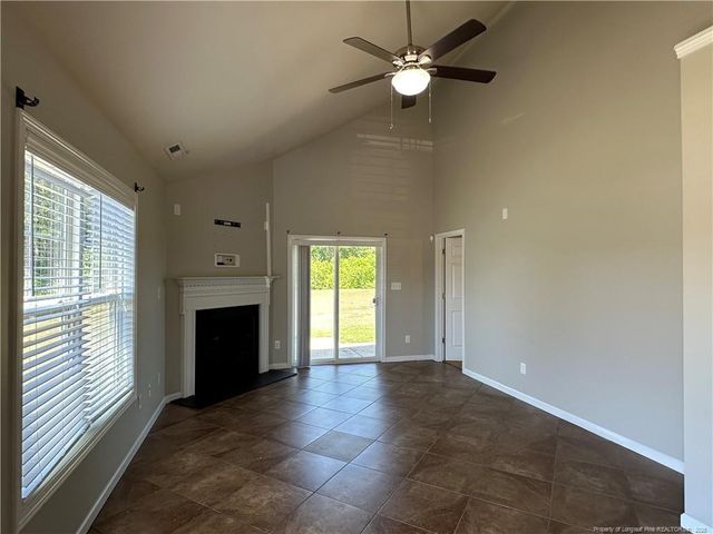 240 Collinwood Drive, Raeford, NC 28376