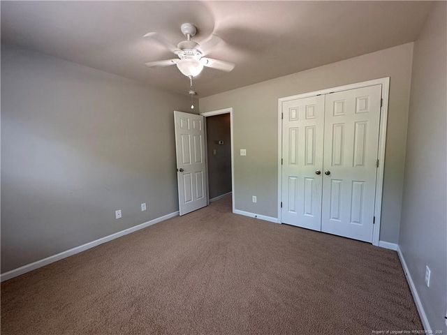 240 Collinwood Drive, Raeford, NC 28376