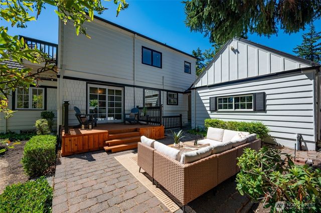 4902 NE 70th Street, Seattle, WA 98115