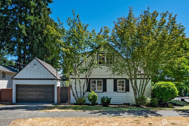 4902 NE 70th Street, Seattle, WA 98115