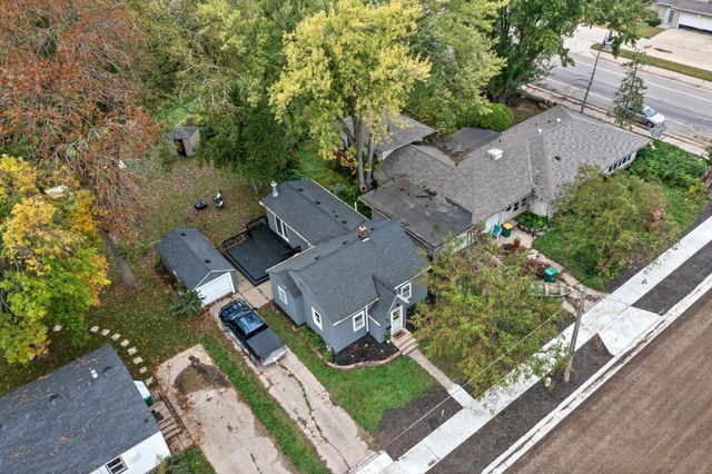 406 5th Street NW, Montgomery, MN 56069