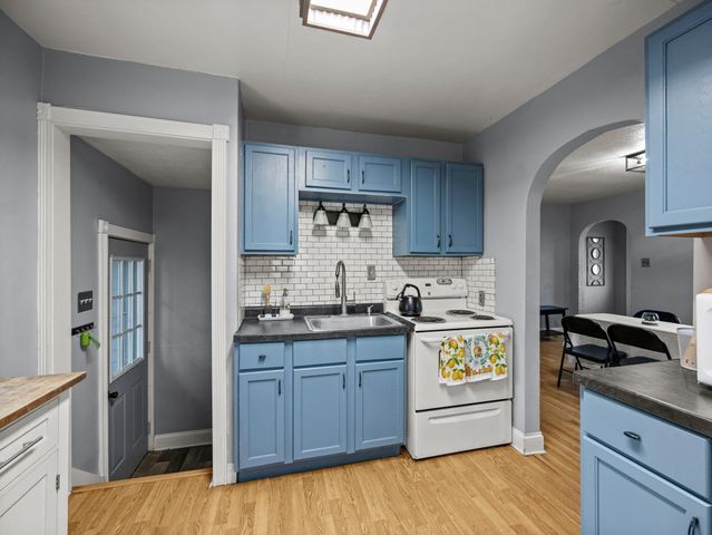 406 5th Street NW, Montgomery, MN 56069