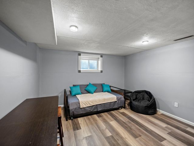 406 5th Street NW, Montgomery, MN 56069