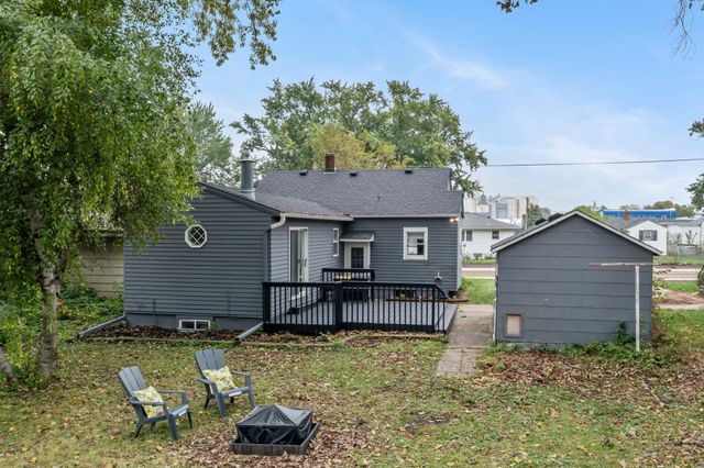 406 5th Street NW, Montgomery, MN 56069