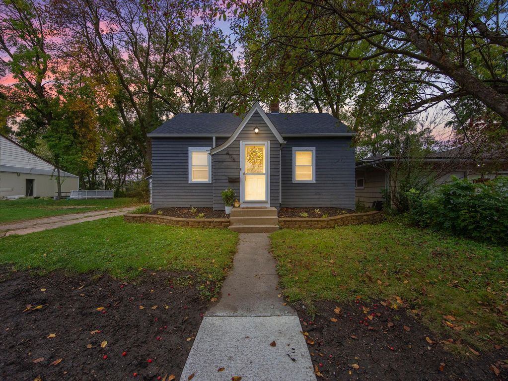 406 5th Street NW, Montgomery, MN 56069