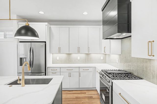 800 45th Ave, N, Nashville, TN 37209