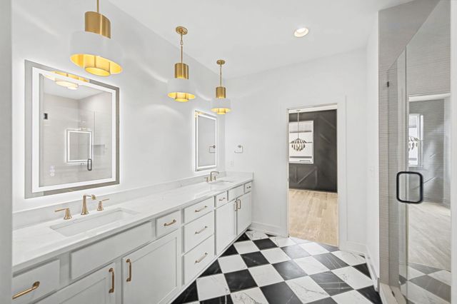 800 45th Ave, N, Nashville, TN 37209