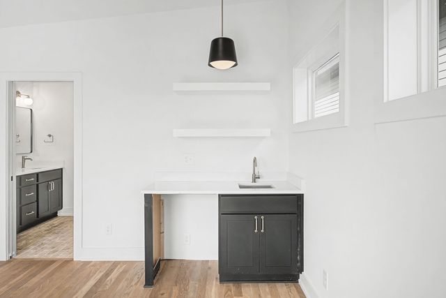 800 45th Ave, N, Nashville, TN 37209