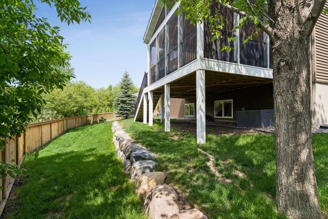 16515 61st Avenue N, Plymouth, MN 55446