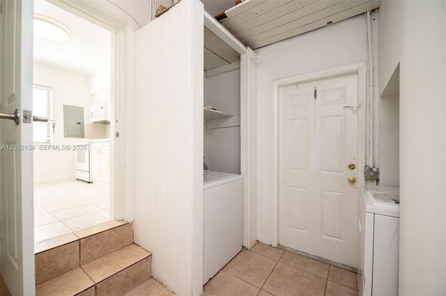 2340 SW 16th St, Miami, FL 33145