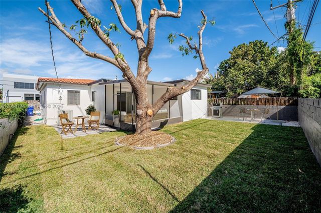 2340 SW 16th St, Miami, FL 33145