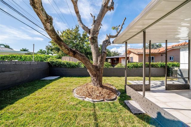 2340 SW 16th St, Miami, FL 33145