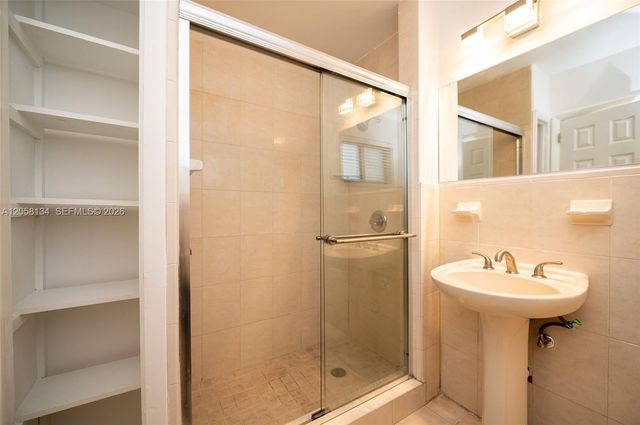 2340 SW 16th St, Miami, FL 33145