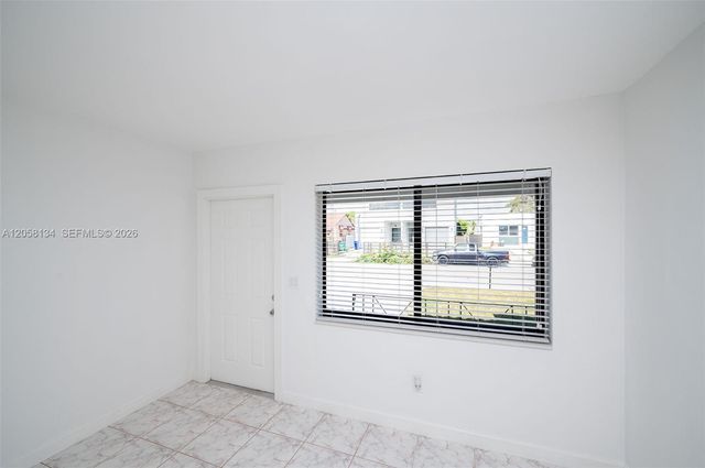 2340 SW 16th St, Miami, FL 33145