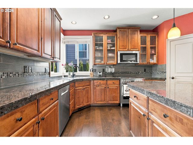 39583 WALL St, Sandy, OR 97055