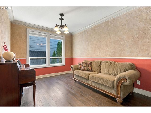 39583 WALL St, Sandy, OR 97055
