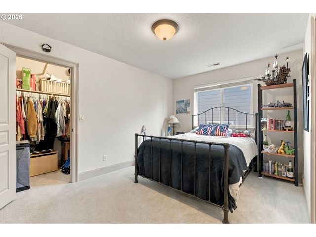 39583 WALL St, Sandy, OR 97055