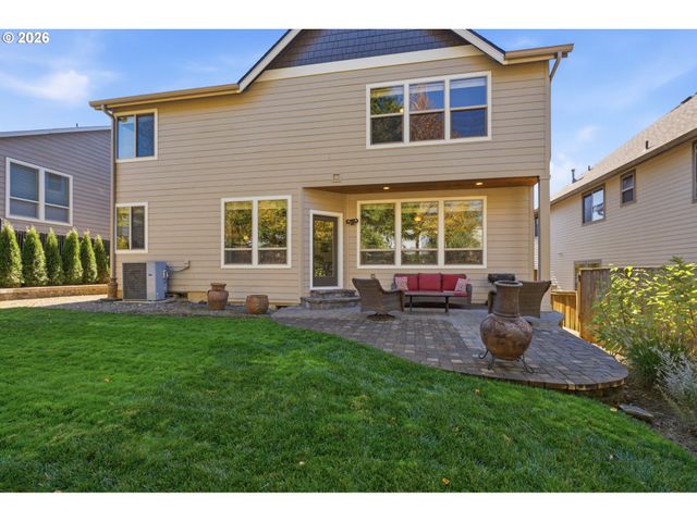 39583 WALL St, Sandy, OR 97055