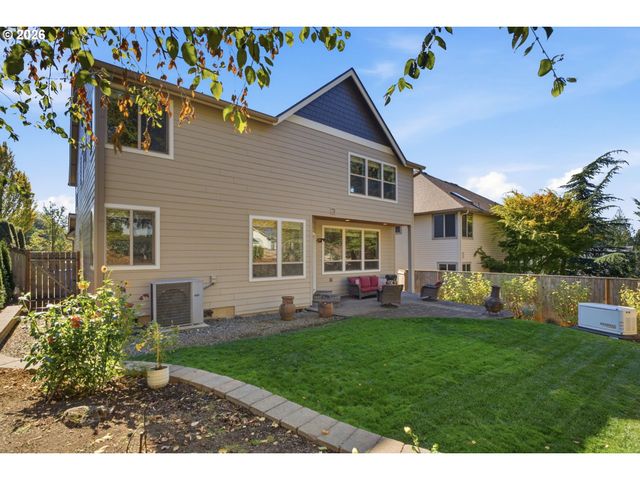 39583 WALL St, Sandy, OR 97055