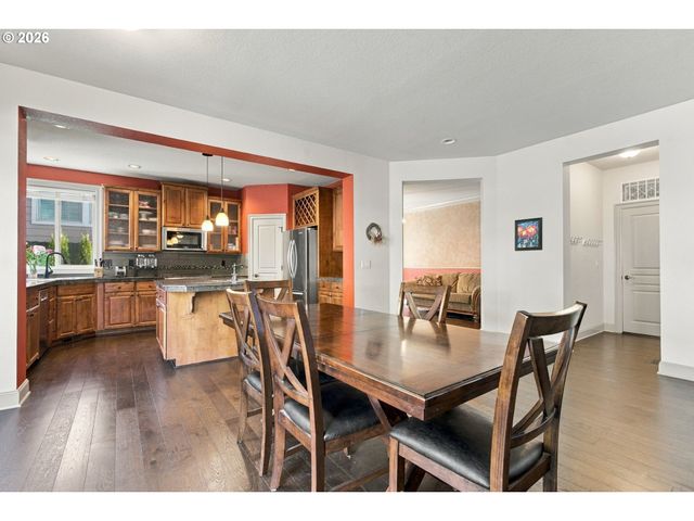 39583 WALL St, Sandy, OR 97055