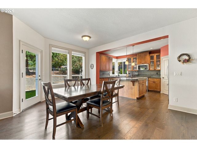 39583 WALL St, Sandy, OR 97055