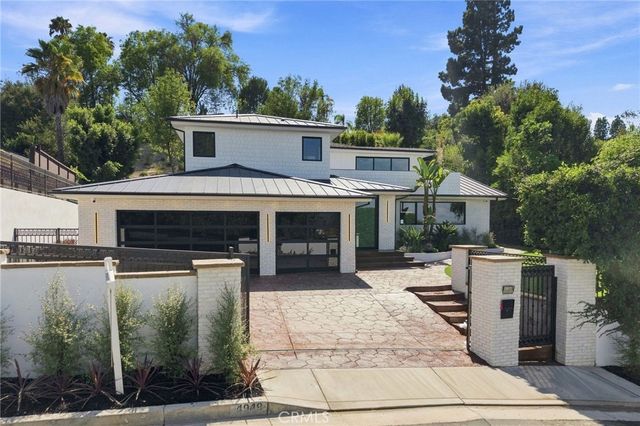4949 Bilmoor Avenue, Tarzana, CA 91356